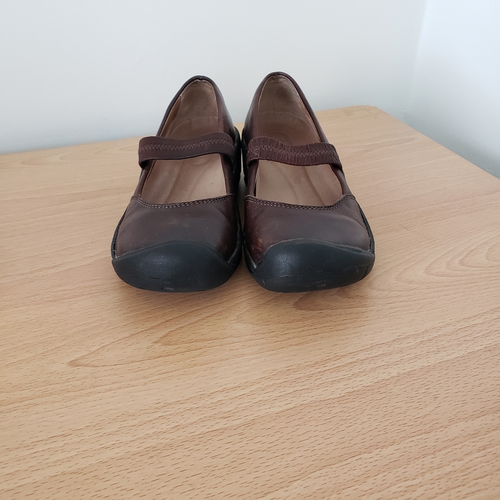 Keen Mary Jane Women's Size 7 .